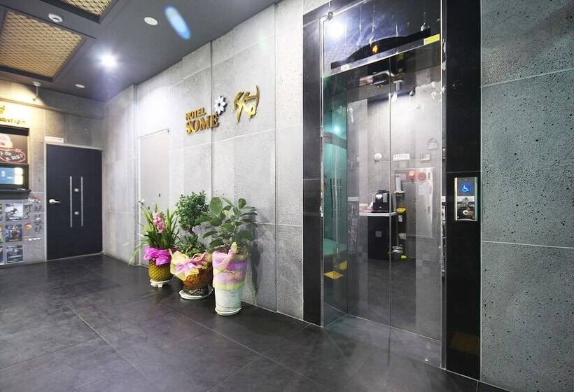 汽车旅馆 Gunsan Some