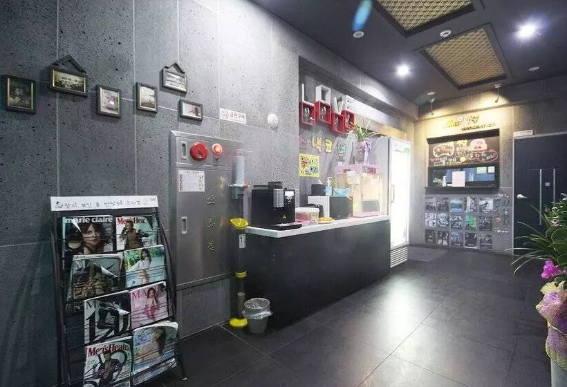 モーテル Gunsan Some