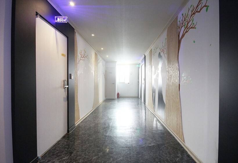 汽车旅馆 Gunsan Some