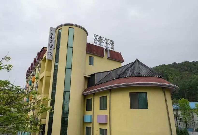 モーテル Hongcheon Dalkkum