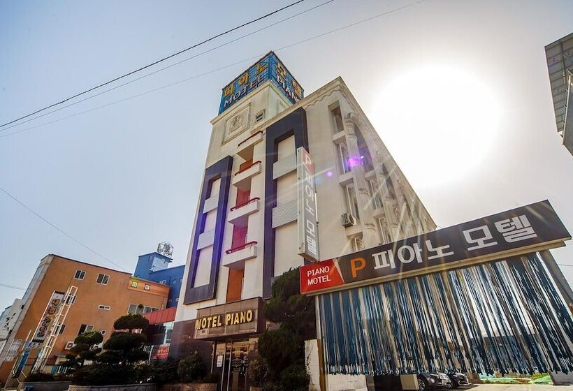 فندق على الطريق Jangheung Piano