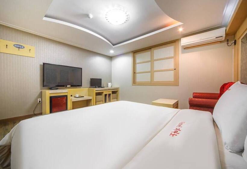 فندق على الطريق Jangheung Piano