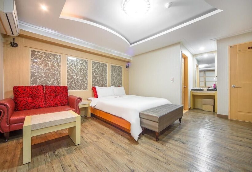 فندق على الطريق Jangheung Piano