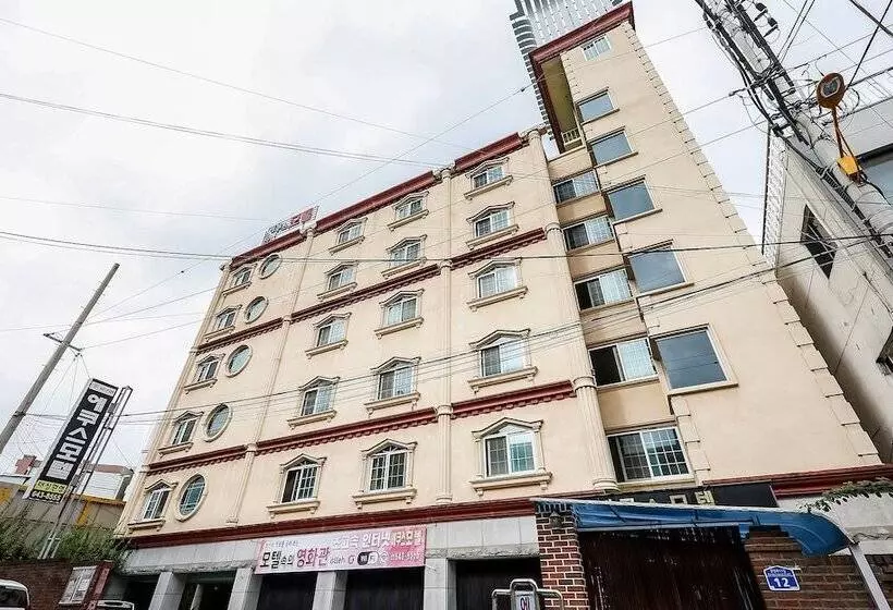 モーテル Jecheon The Wall