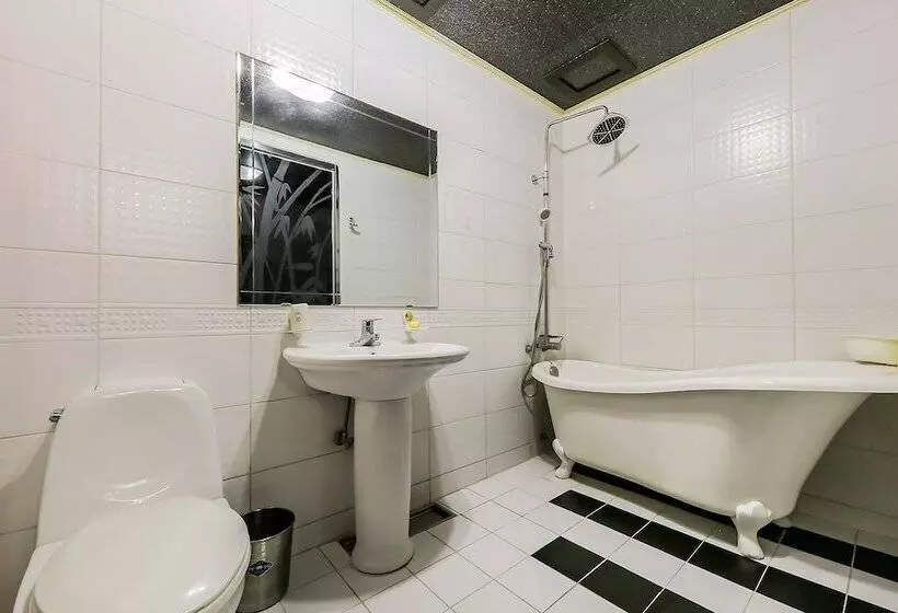 モーテル Jecheon The Wall