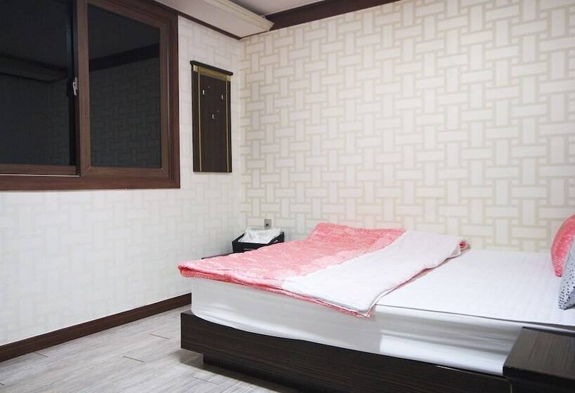 Motel Okpo Queen Geoje Island