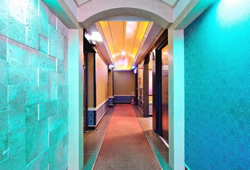 Motel Pohang Yeongildae N Beach