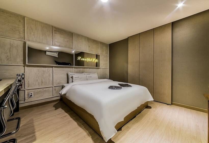 Motel Pyeongtaek Byeolbi