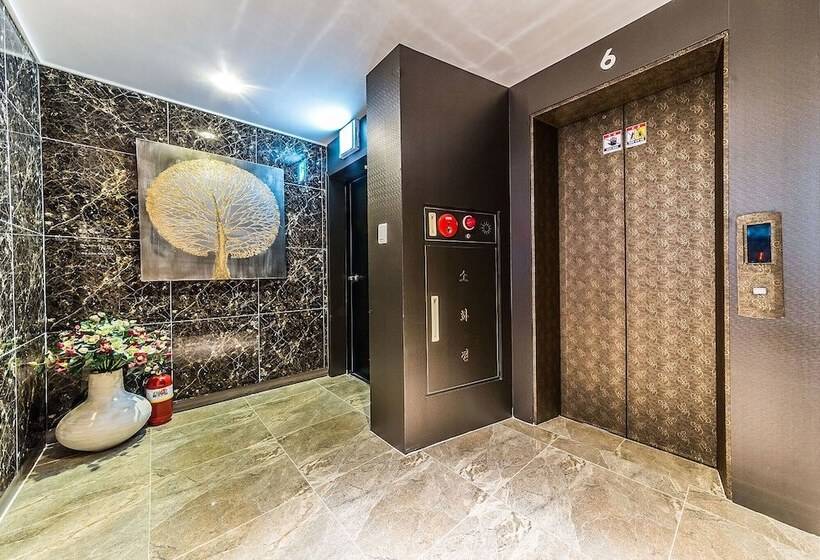 Motel Shiheung Tiara