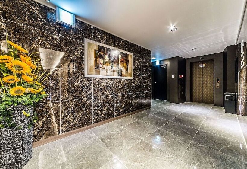 Motel Shiheung Tiara