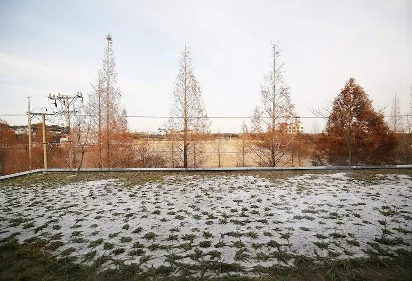 Motelli Yesan M1 Self Check In