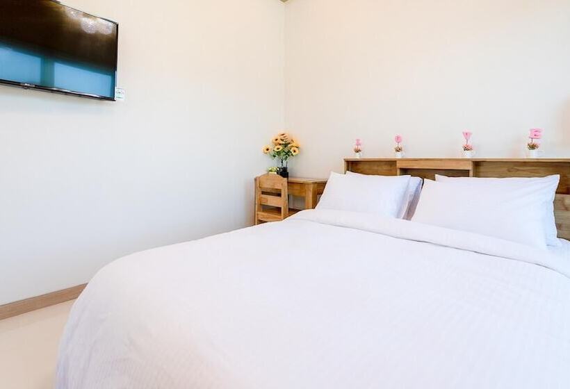 Pensão Gapyeong Grang Narang Pool Villa