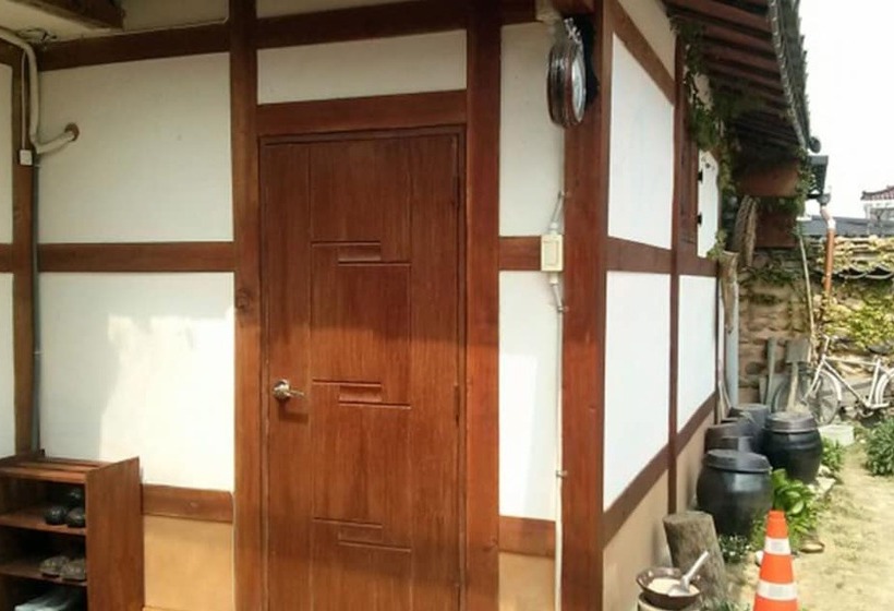 Pensão Jeonju Gyodong Baekjak Hanok Stay
