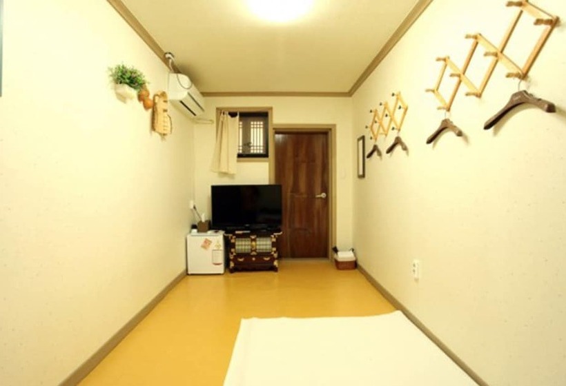 Pensão Jeonju Gyodong Baekjak Hanok Stay