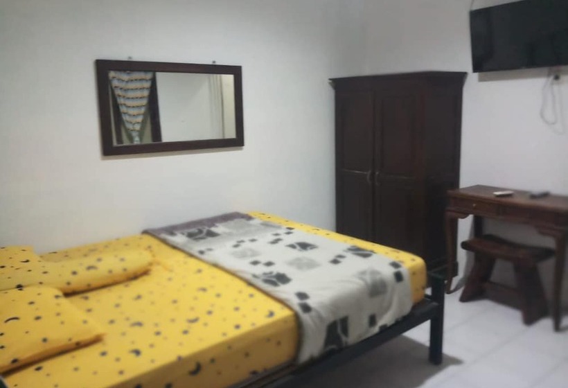 ペンション Rahayu Bromo 2 Cottage