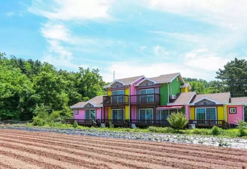 Taean Pastel Pension
