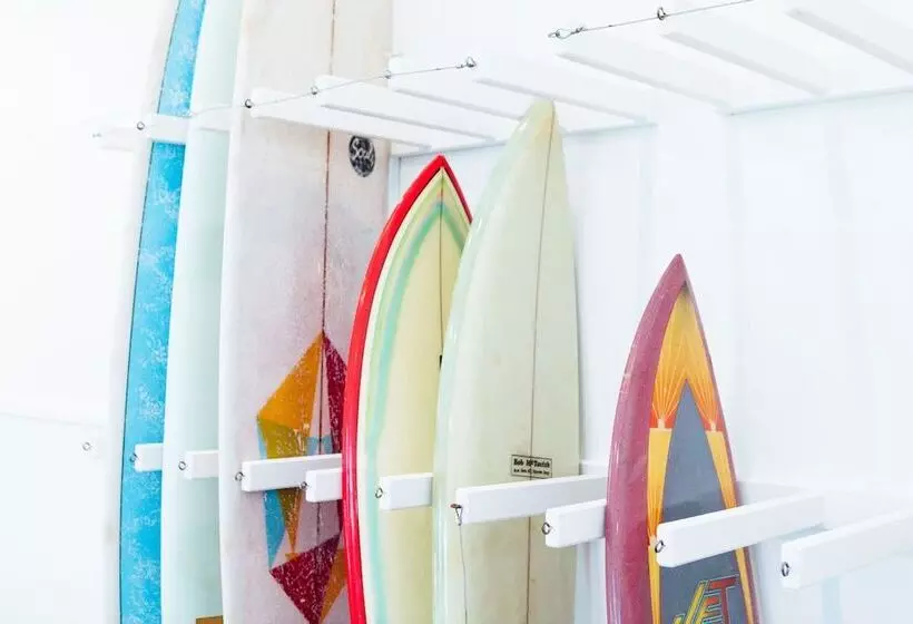 هاستل The Surf House