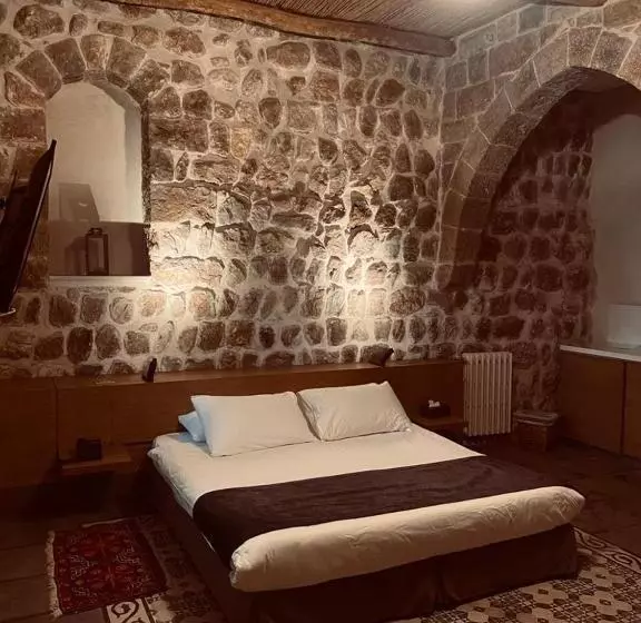 تختخواب و صبحانه Domaine De Chouchene