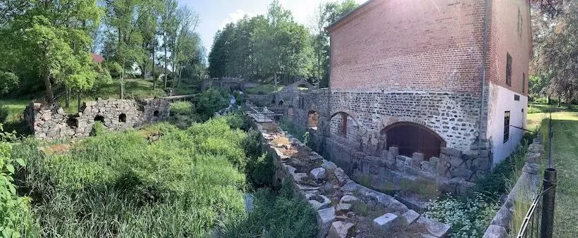 ベッドアンドブレックファースト Eds Bruk Basecamp