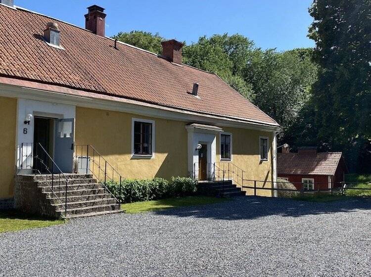 צימר Eds Bruk Basecamp