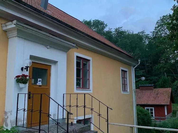 ベッドアンドブレックファースト Eds Bruk Basecamp