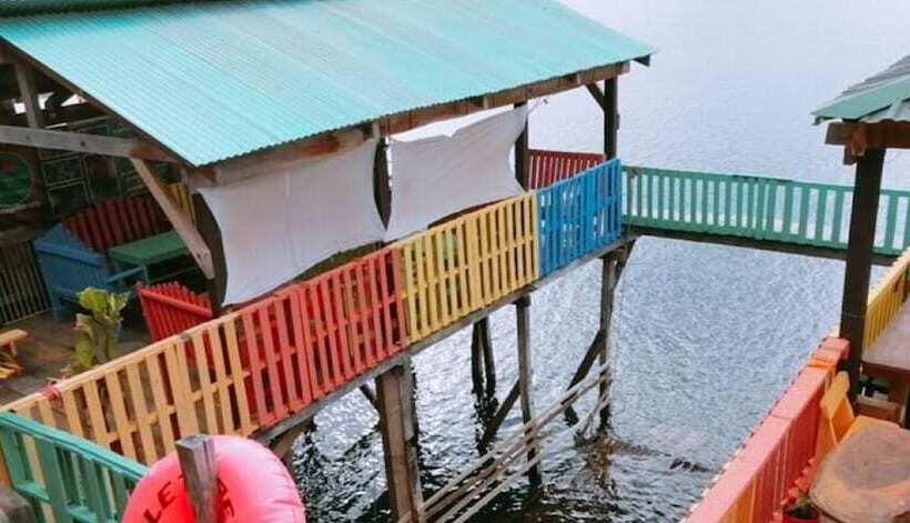 Hostal & Restaurante Bar Xtream