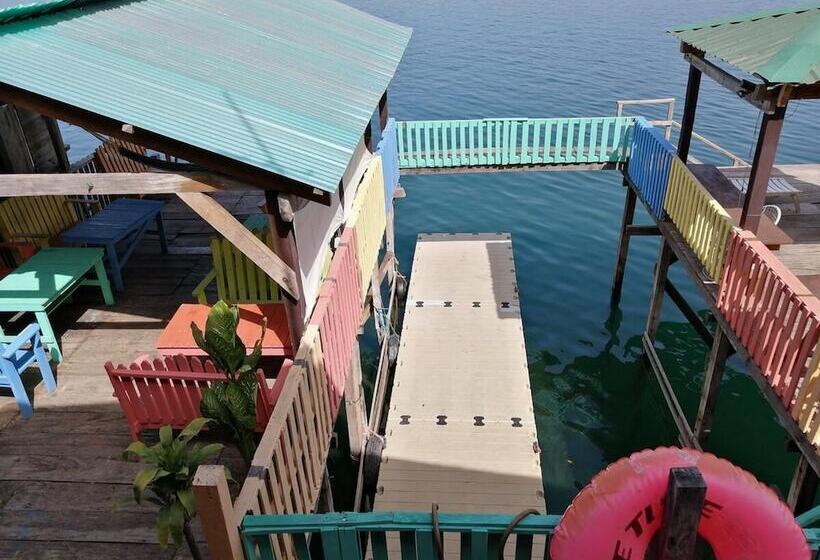 Hostal & Restaurante Bar Xtream