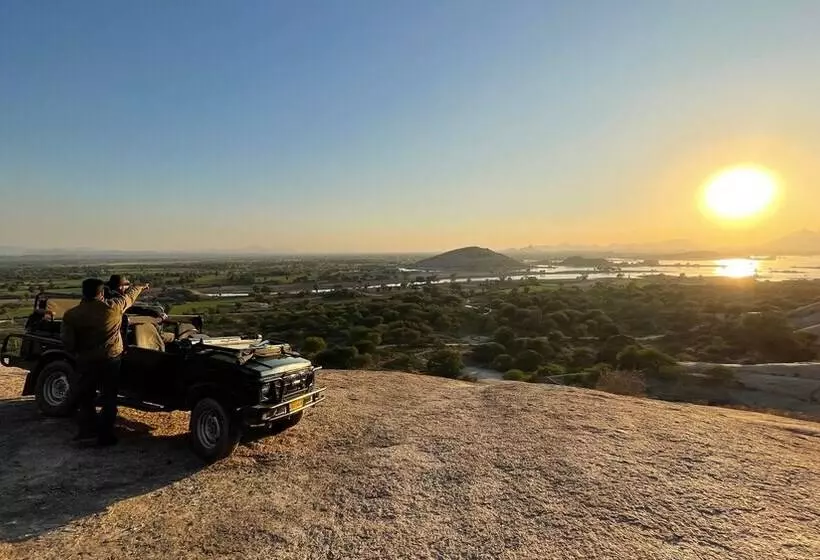 ホテル Brij Pola, Jawai   Luxury Jungle Camp With Private Pools