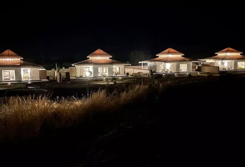 ホテル Brij Pola, Jawai   Luxury Jungle Camp With Private Pools