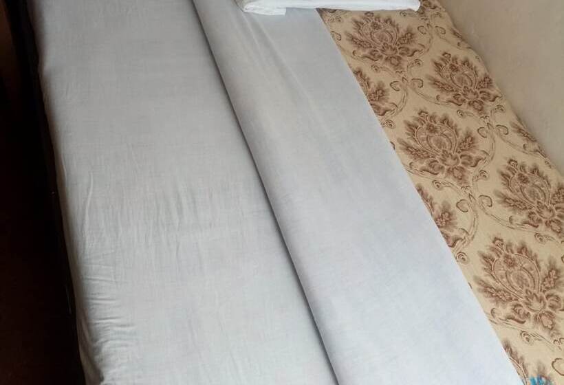 هتل Glory Guest House