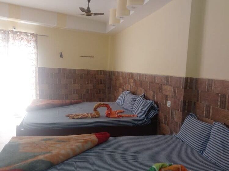 هتل Goroomgo Prateek Residency Digha