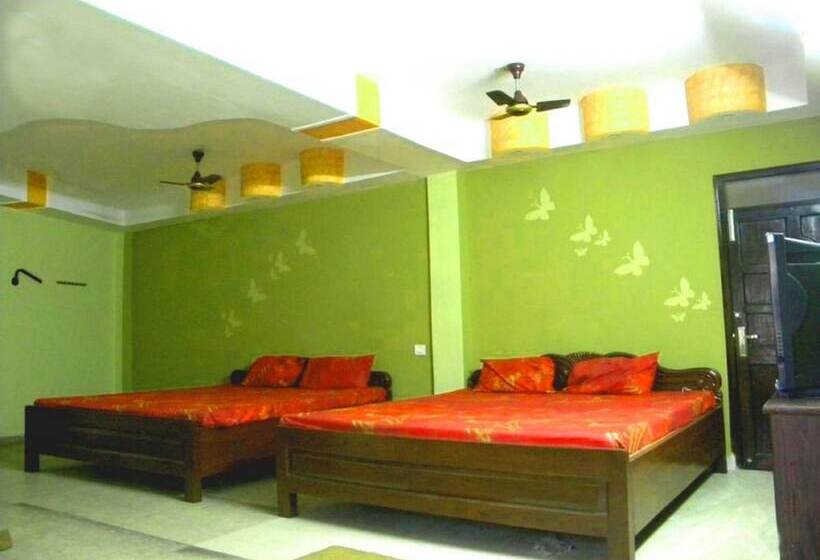 هتل Goroomgo Prateek Residency Digha