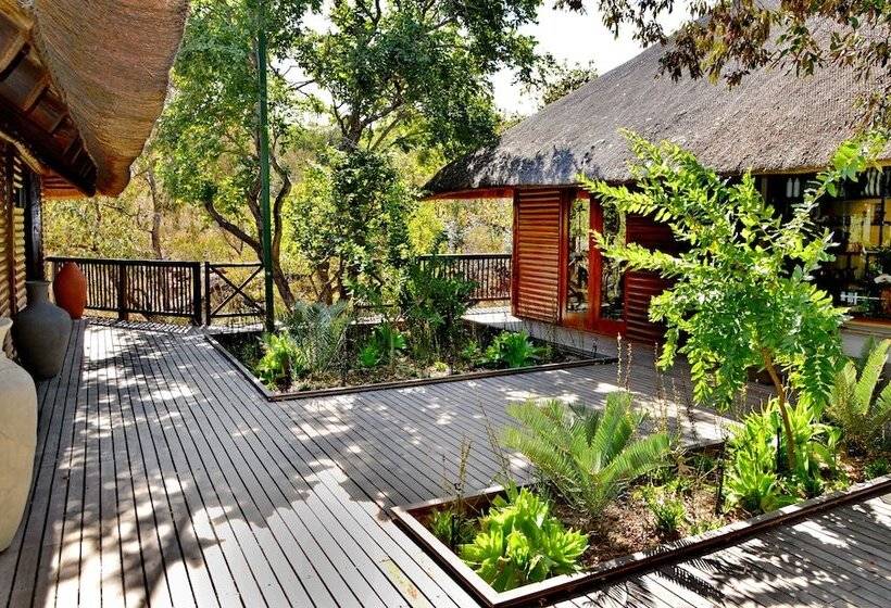 בית מלון כפרי Laluka Safari Lodge