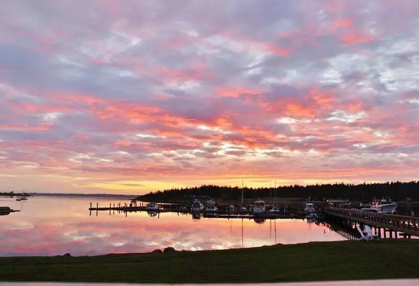 Hotelli Lopez Islander Resort