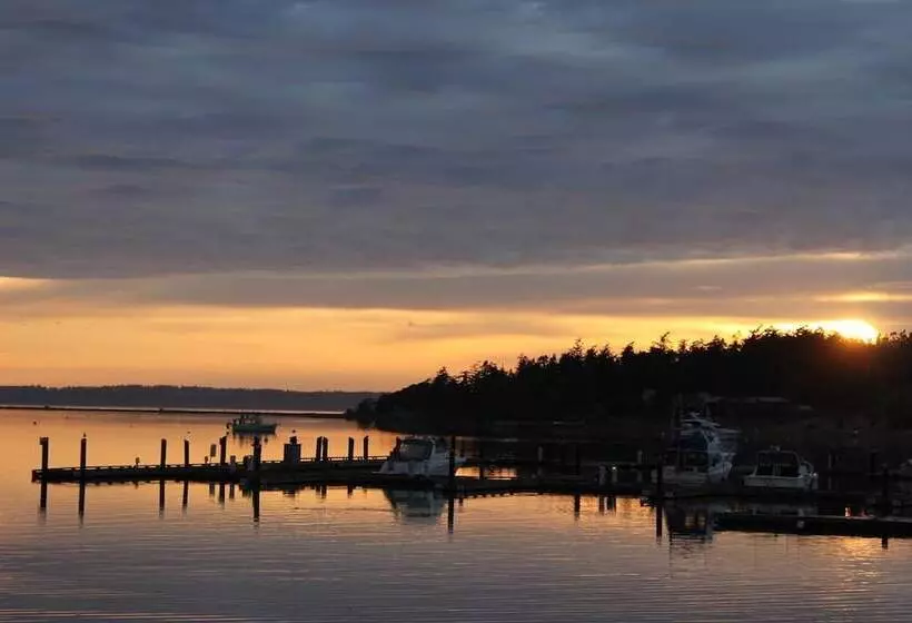 Hotelli Lopez Islander Resort