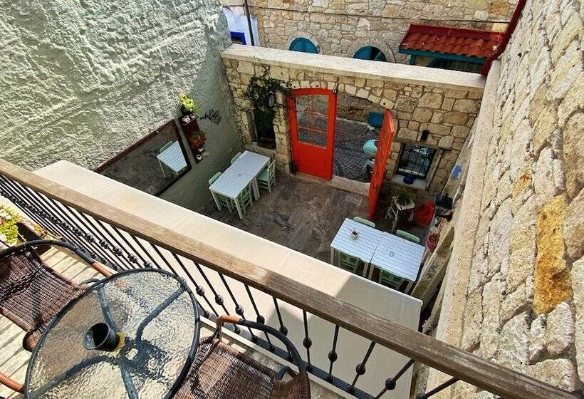 Отель Oberj D Azur Alaçatı