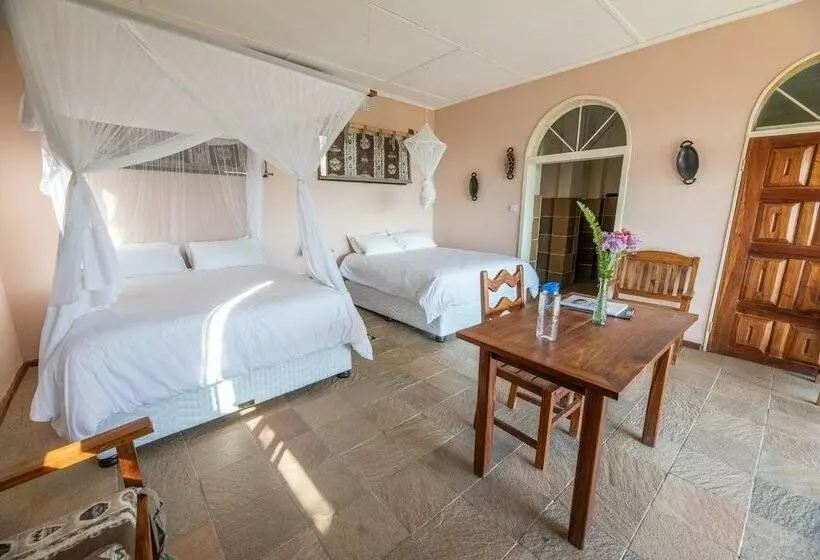هتل Riverview Lodge & Wellness Centre