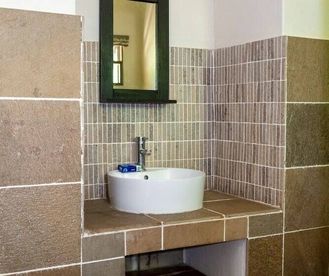 هتل Riverview Lodge & Wellness Centre