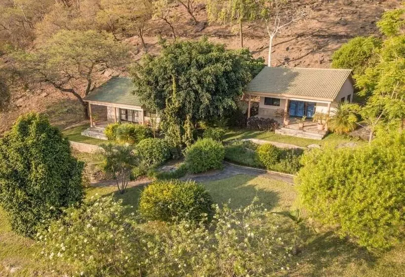 هتل Riverview Lodge & Wellness Centre