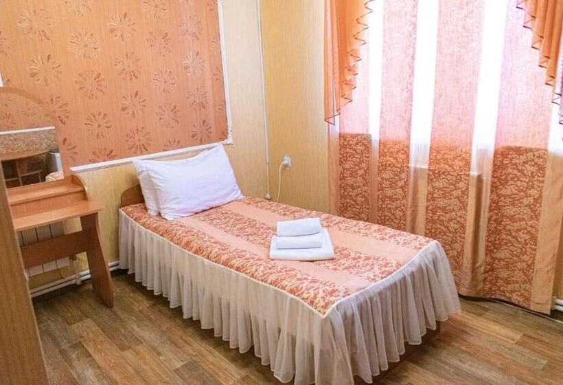 هتل Severnaya Palmira