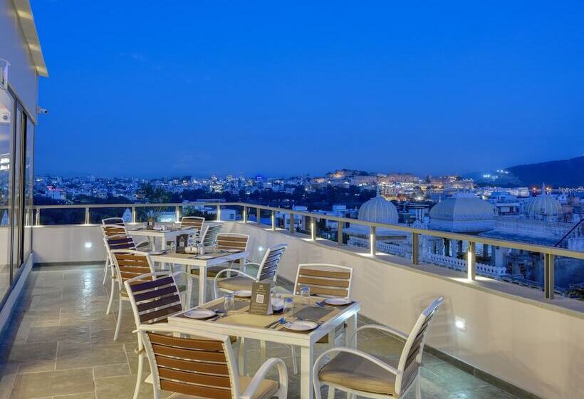 בית מלון כפרי Shahpura Dev Panache