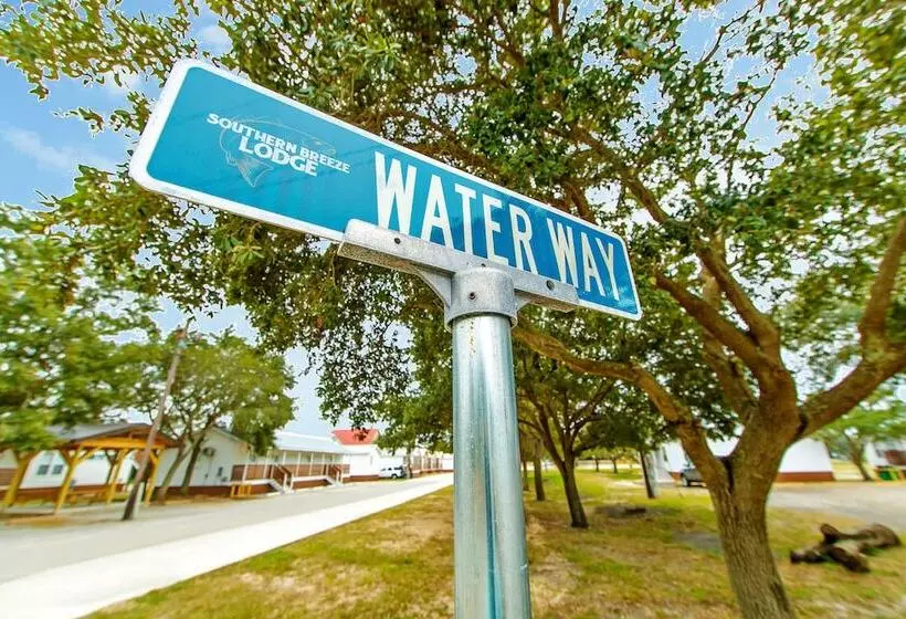 Hotelli Southern Breeze Lodge