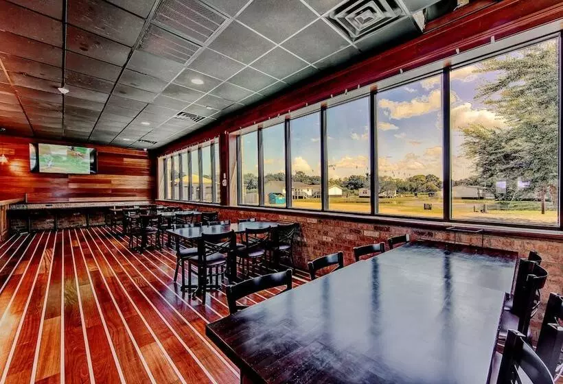 Hotelli Southern Breeze Lodge