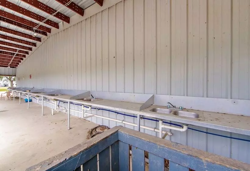 Hotelli Southern Breeze Lodge