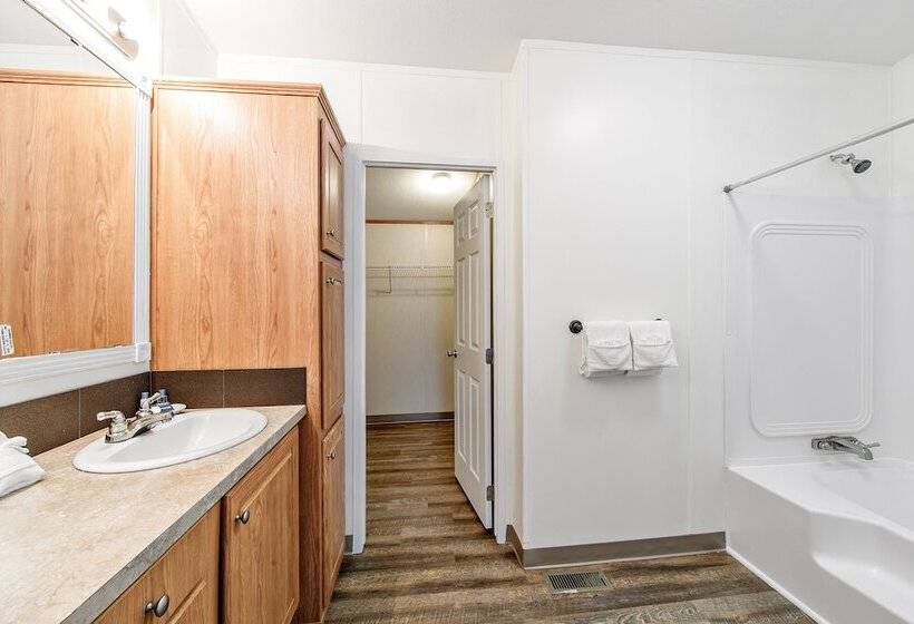 호텔 Southern Breeze Lodge