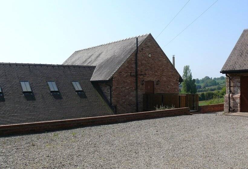 酒店 The Motor House