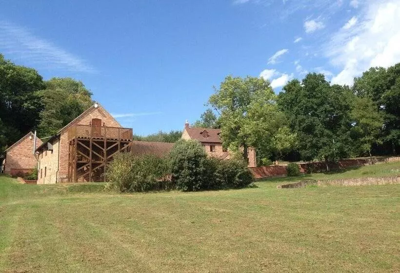 Hotelli The Motor House