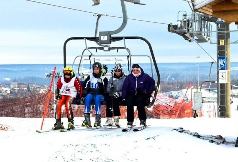 هتل Tyagachev Ski Resort