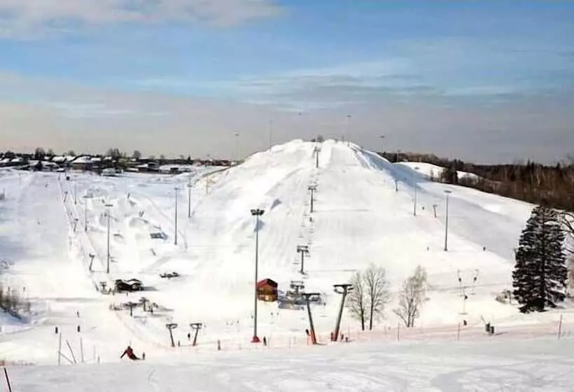 Hotelli Tyagachev Ski Resort