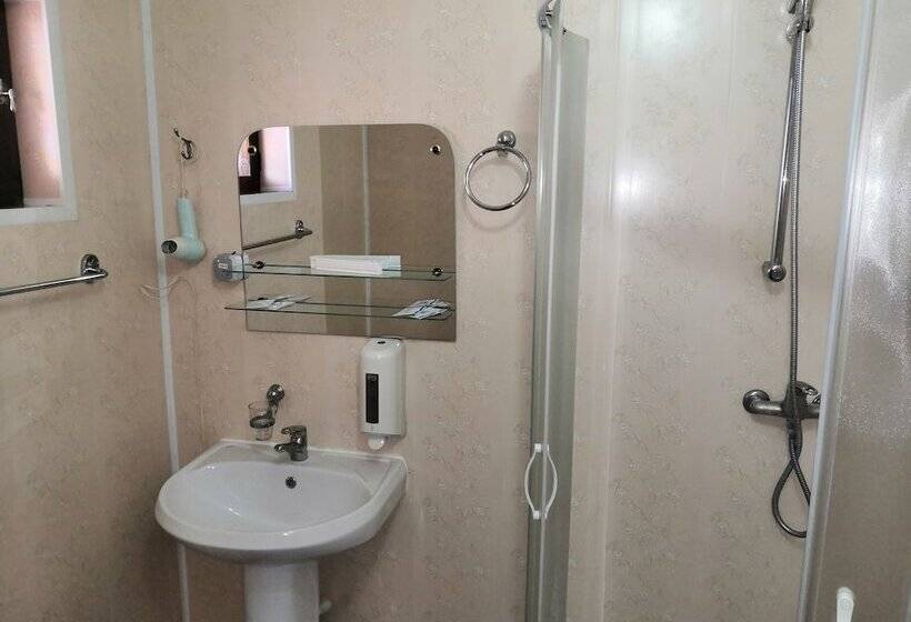 هتل Tyagachev Ski Resort